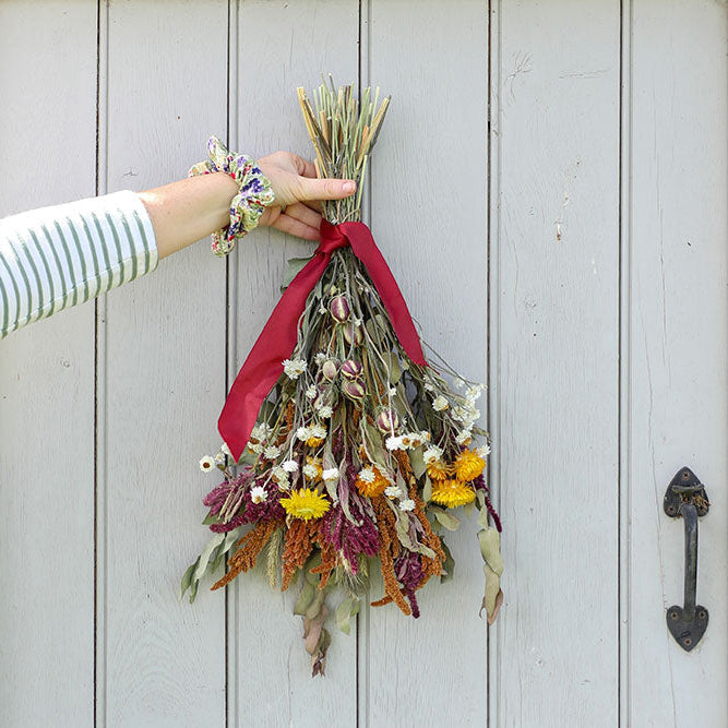 Super Simple DIY Dried Flower Door Swag