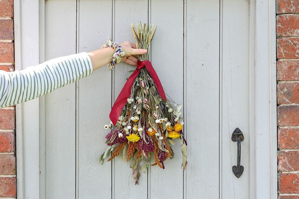 Super Simple DIY Dried Flower Door Swag