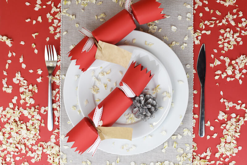 DIY - Create Your Own Confetti Christmas Crackers