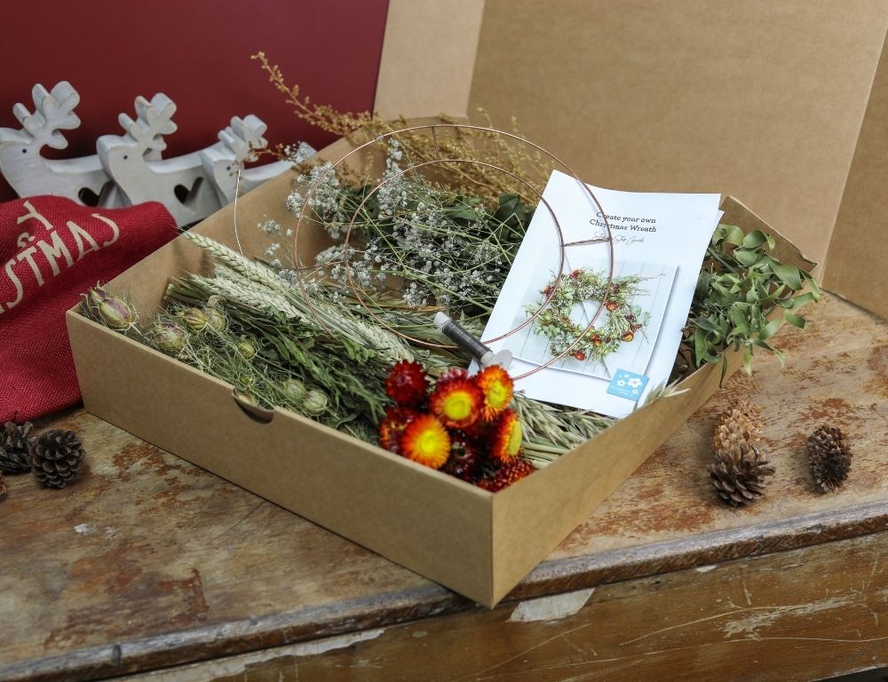 Sustainable Christmas Wreaths Made from Dried Flowers