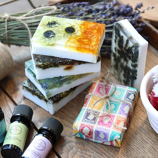 SP DIY: How to make Dried Flower Soap