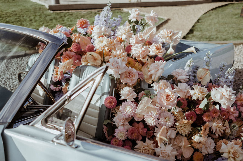 Pastel Summer Schemes: A Captivating Wedding Shoot for the Sun-Kissed Season